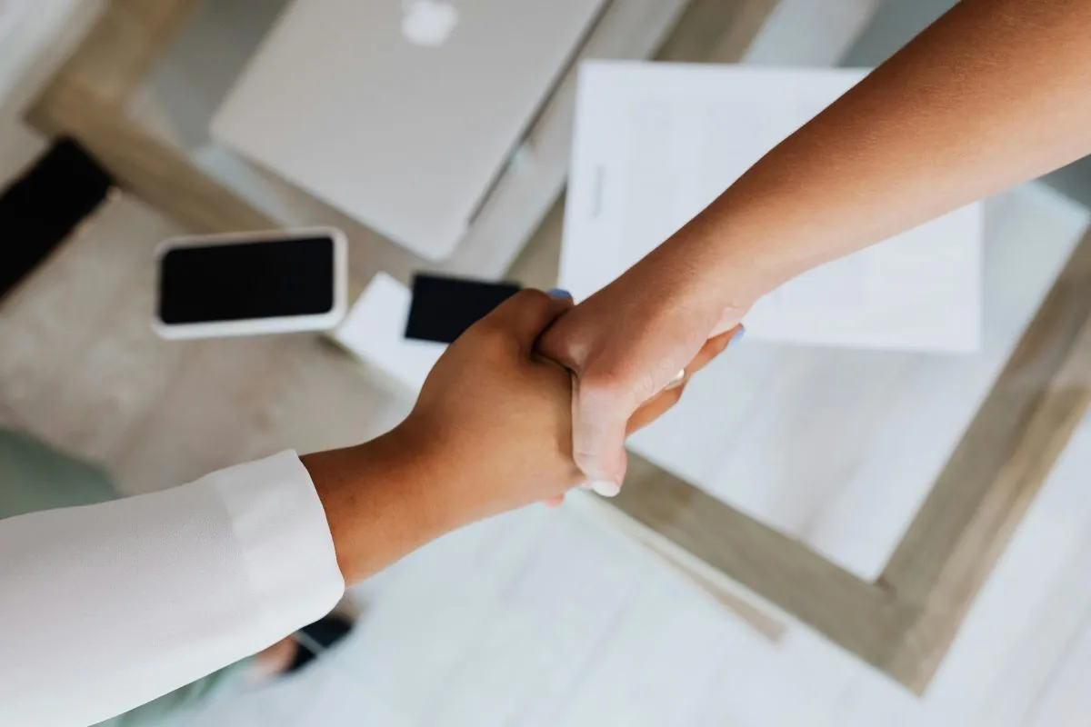 Firma ta se confruntă cu dificultăți financiare? Iată ce soluții ai