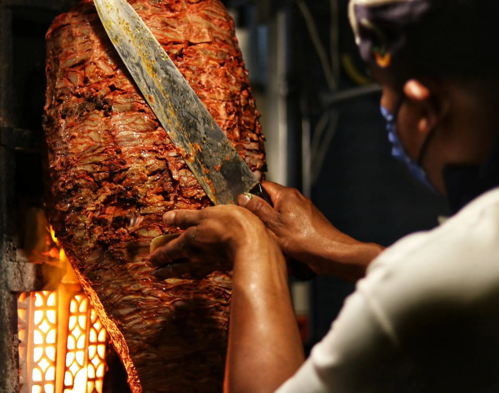 Secretul cărnii de kebab delicioase. Cum faci clienții să se întoarcă în restaurantul tău?