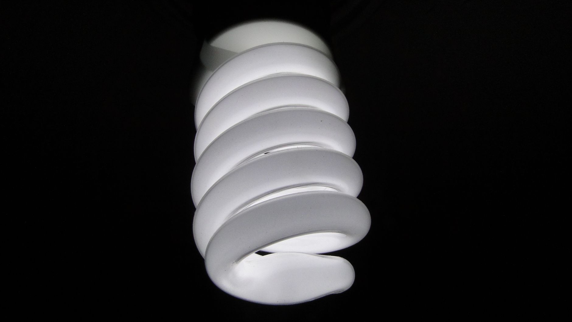 Prețurile la energie și impactul asupra bugetelor românilor toamna aceasta