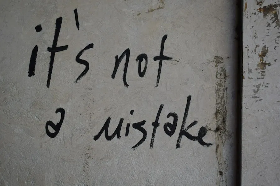 Photo common mistakes intelligent thinking